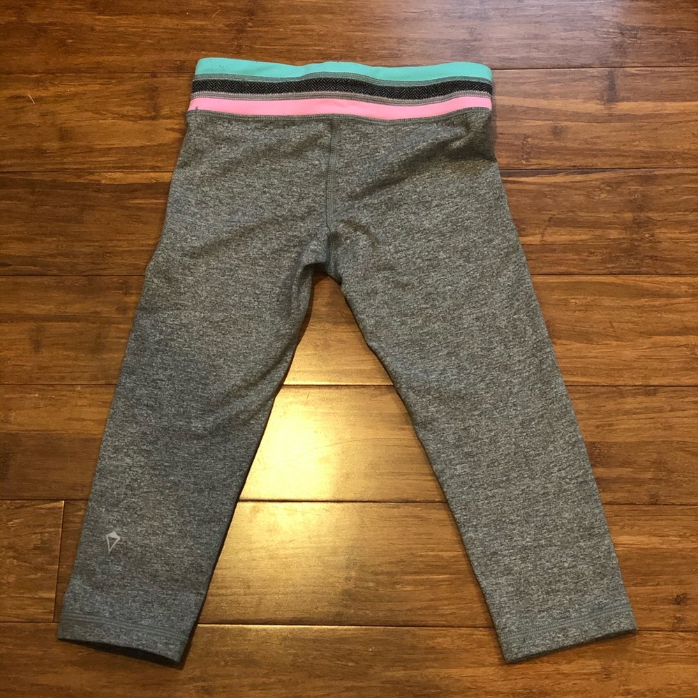 Ivivva capris